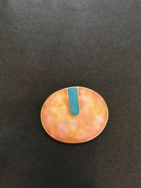 Brooch - Oval pink and mint. 